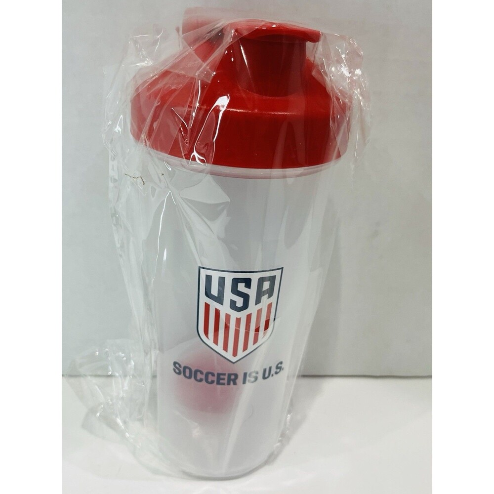 2026 USA SOCCER BLENDER SHAKER BOTTLE 24OZ SEALED TUMBLER